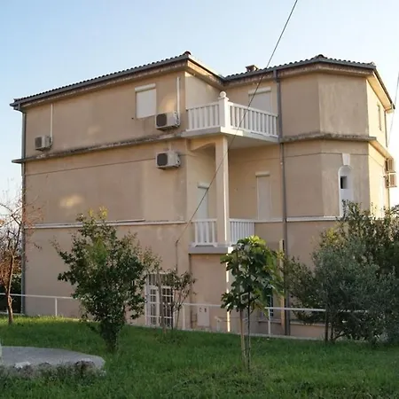 Bili